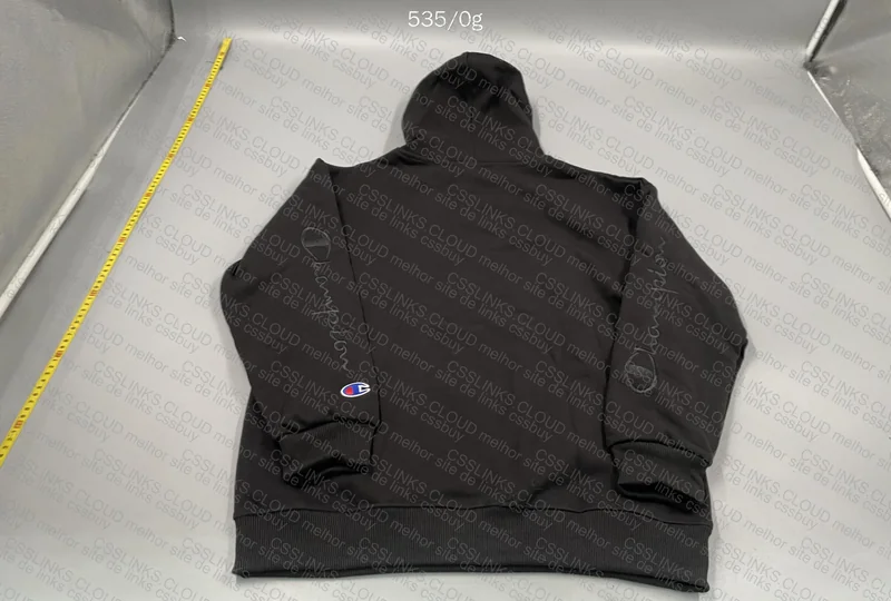 Champion Hoodie - XL 3