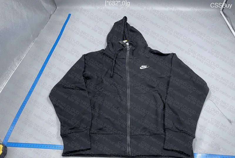 Nike Club Fleece Hoodie 3