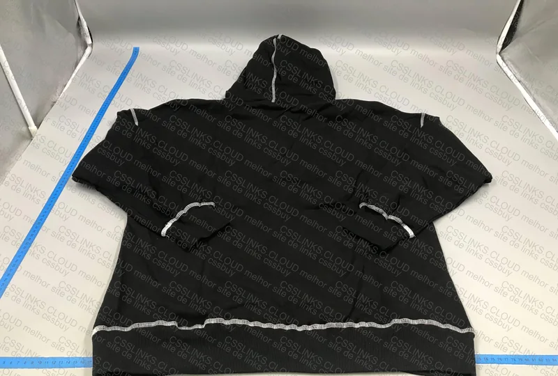 Corteiz 'Rules the World' Hoodie 3