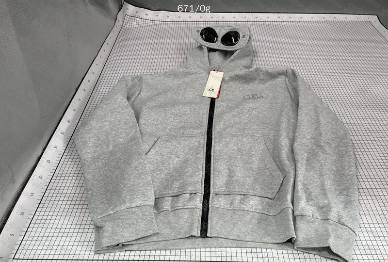 CP Company Hoodie 4