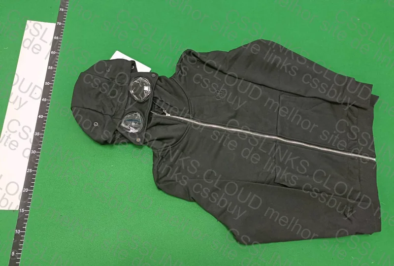 CP Company Hoodie 3