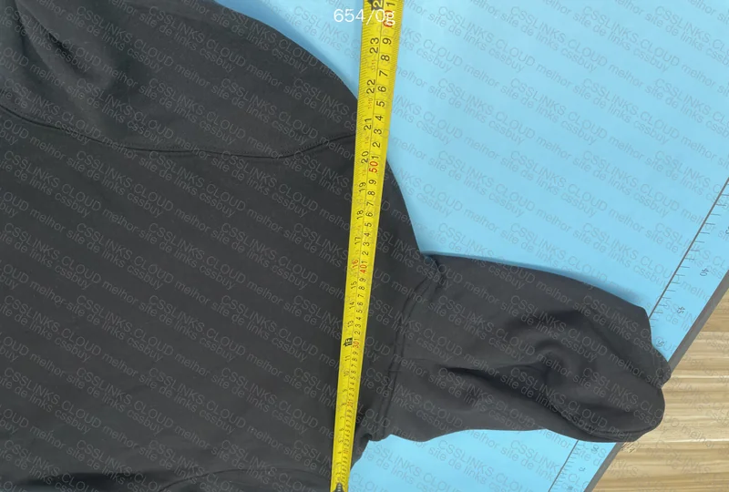 Ralph Lauren Zip-Up Hoodie (with Measurements) 5