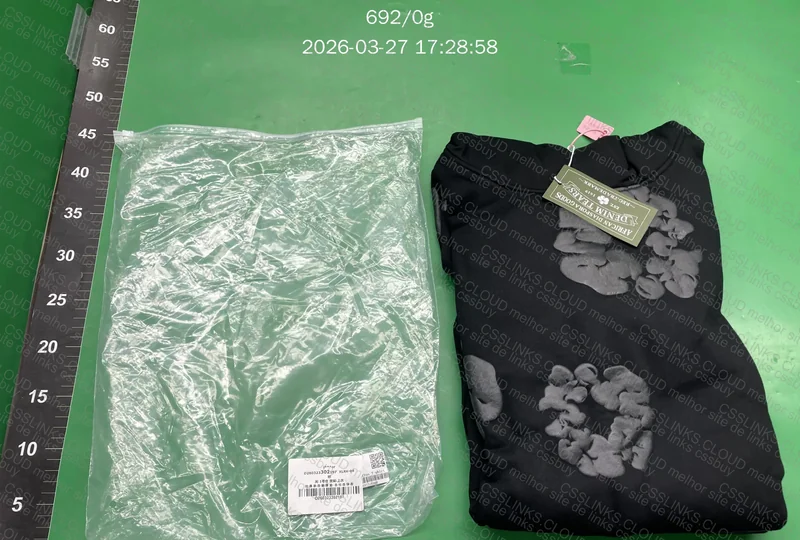 MOLETOM DENIM TEARS
