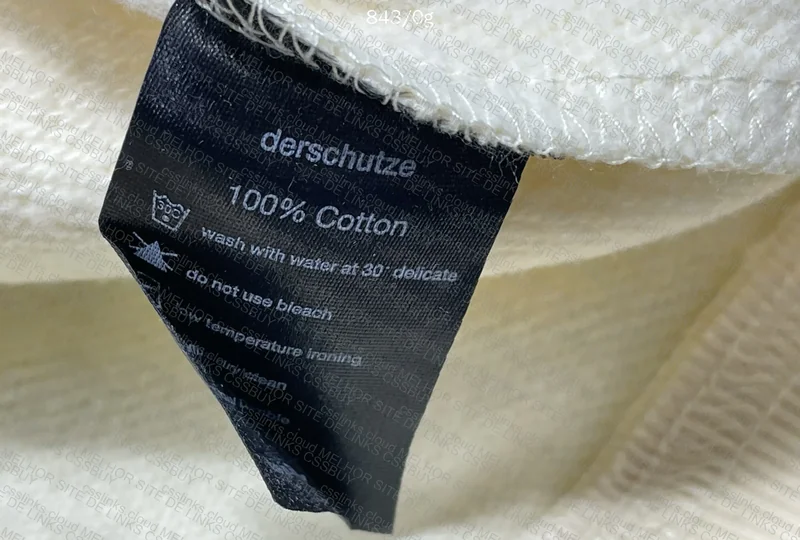 Derschutze Hoodie 4