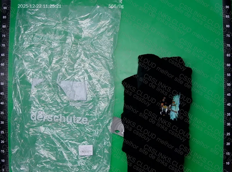 Derschutze Hoodie 2