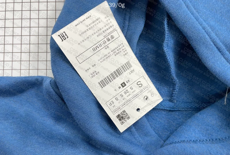 Dua Lipa Hoodie - ZARA 4