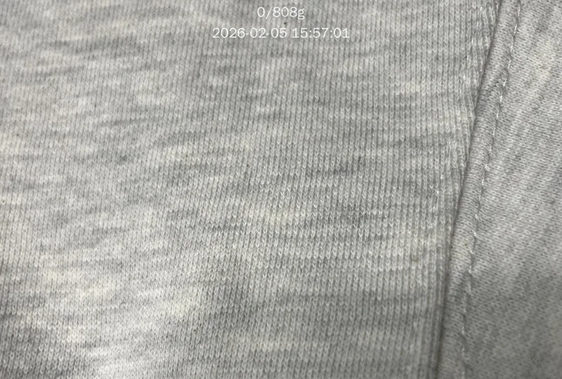 Moletom Essentials 3