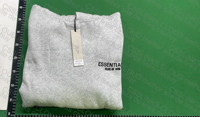 Moletom Essentials 3