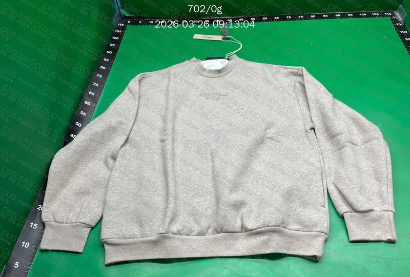 MOLETOM ESSENTIALS 5