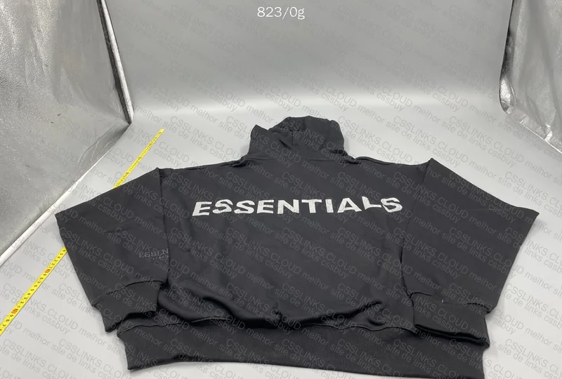 Essentials FOG Hoodie 4