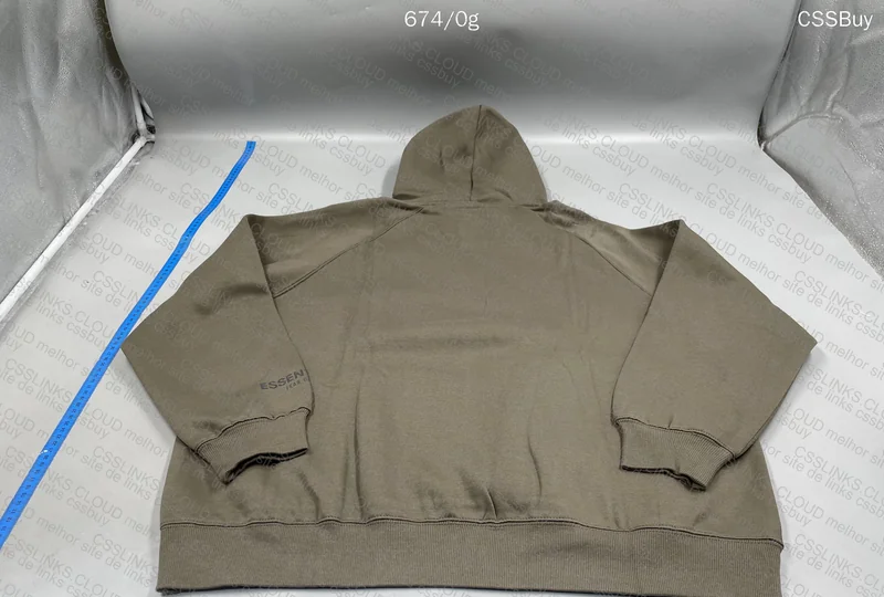 Essentials Hoodie GL? Someone Help 4