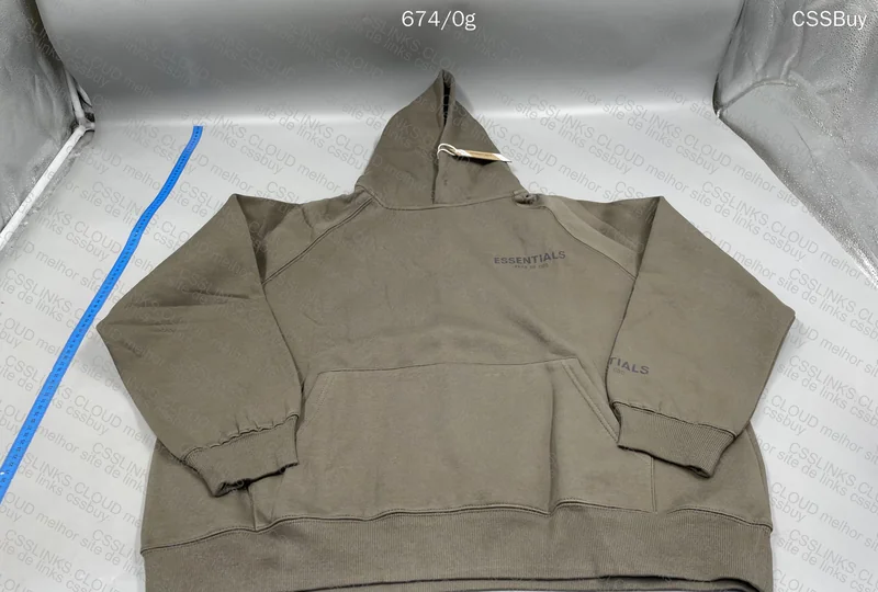 Essentials Hoodie GL? Someone Help 5