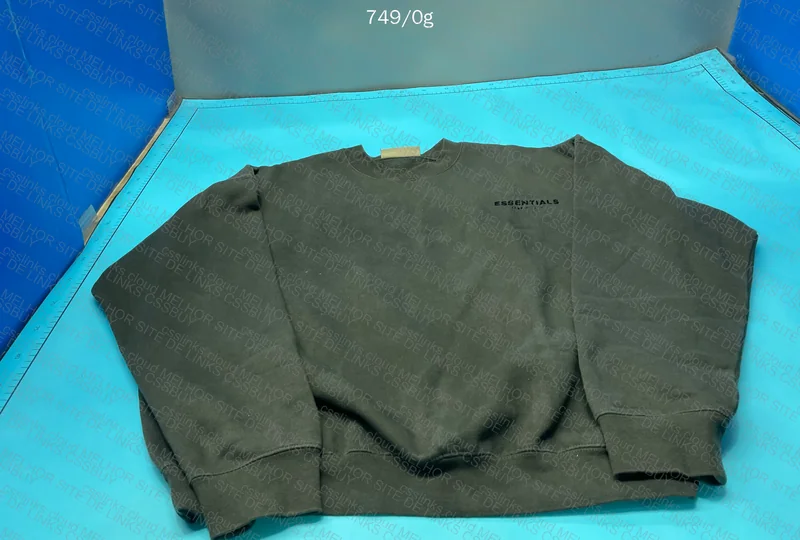 Essentials Hoodless Crewneck Used Xianyu