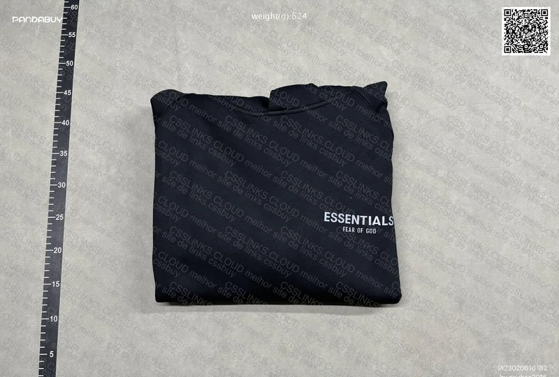 FEAR OF GOD ESSENTIALS Hoodie 4