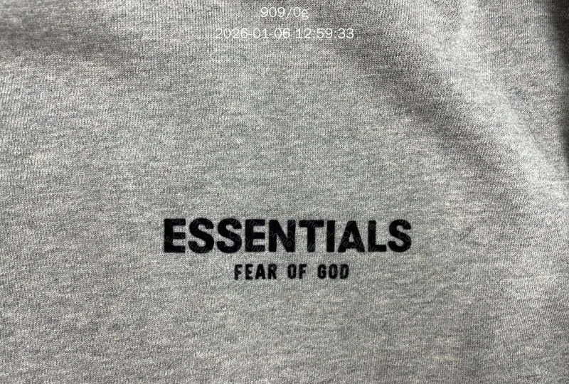 Moletom FOG Essentials 3
