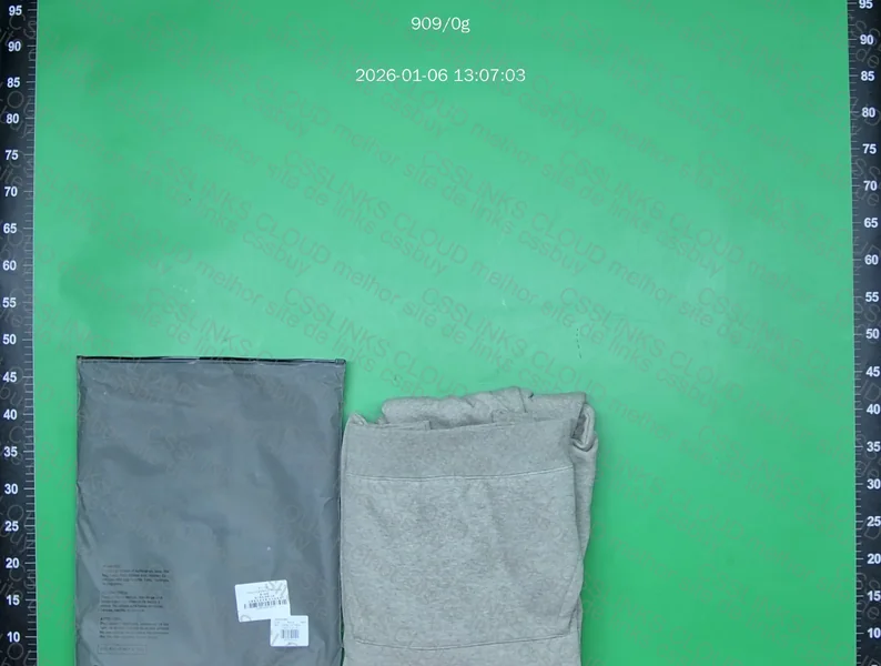 Moletom FOG Essentials 4