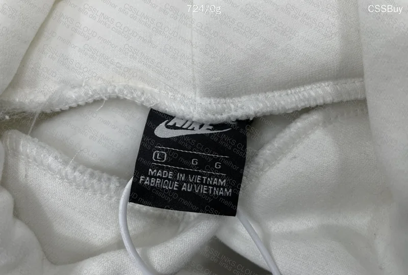 Nike Mini Swoosh Hoodie 2