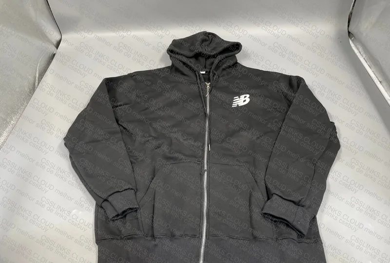 NB Hoodie 22y 4