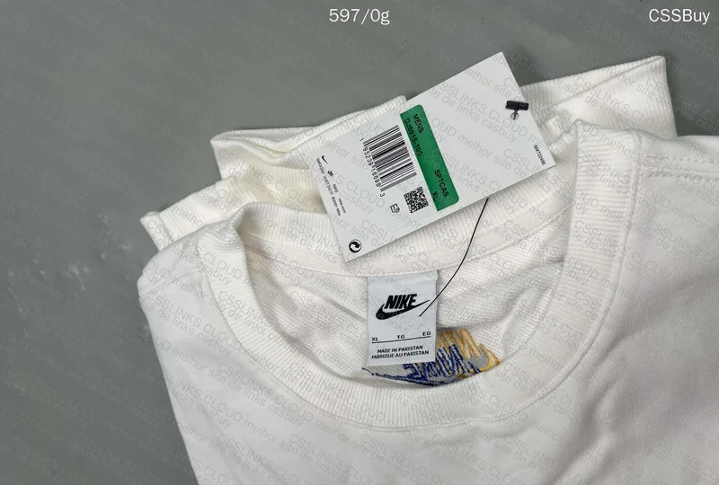 Nike Hoodie 4