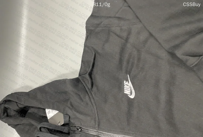 Nike Hoodie 3