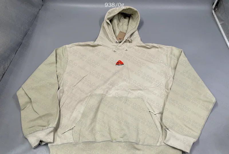 Nike ACG Hoodie (with measurements) 5