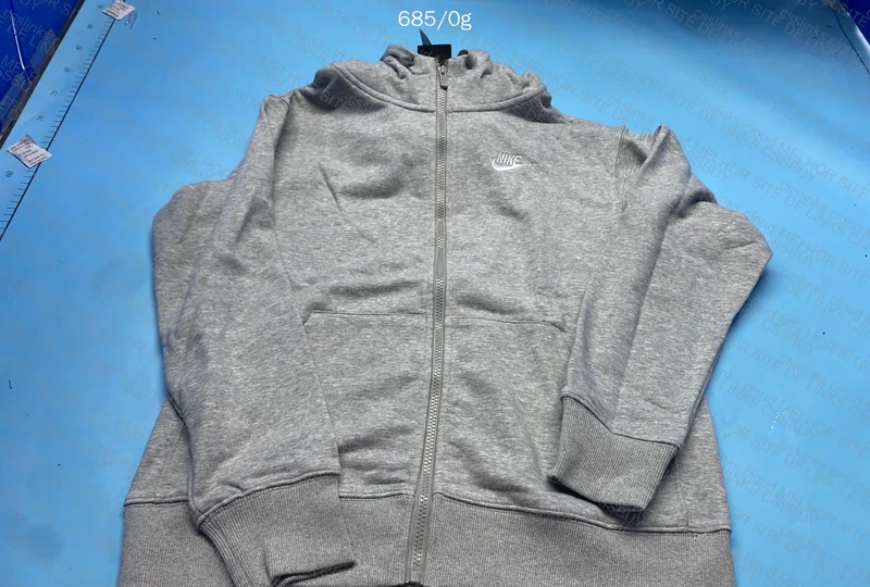 Nike Club Hoodie 3