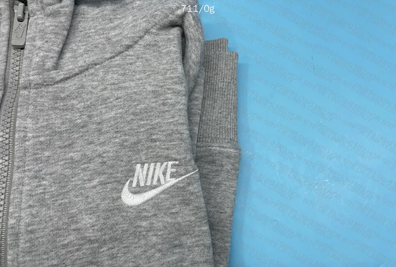 Nike Club Hoodie 2