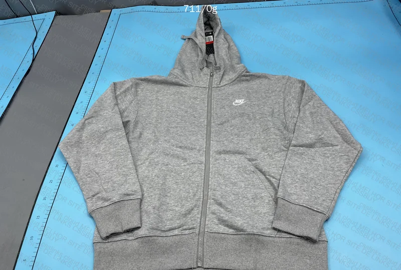 Nike Club Hoodie 4