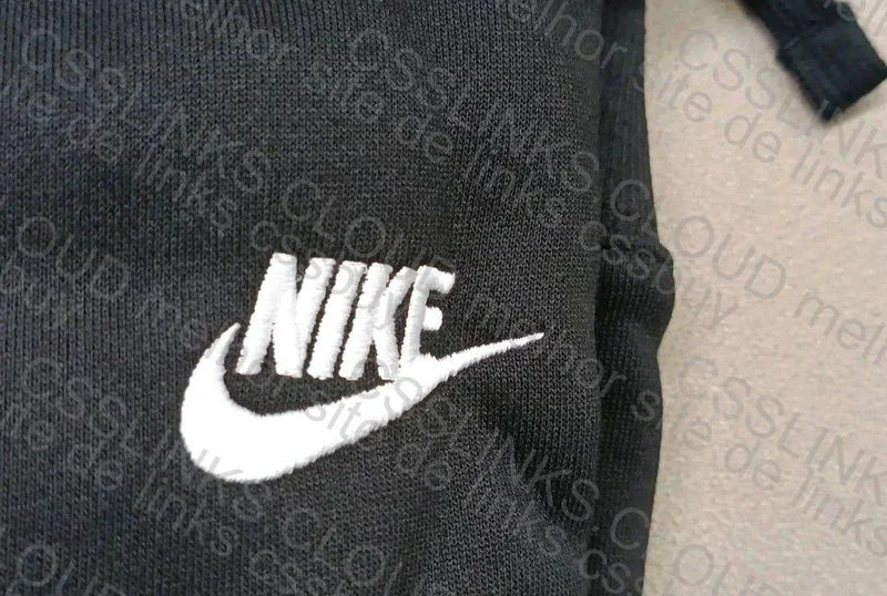Nike Club Hoodie 3