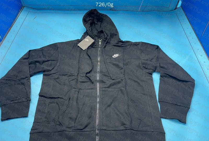 Nike Club Hoodie 3