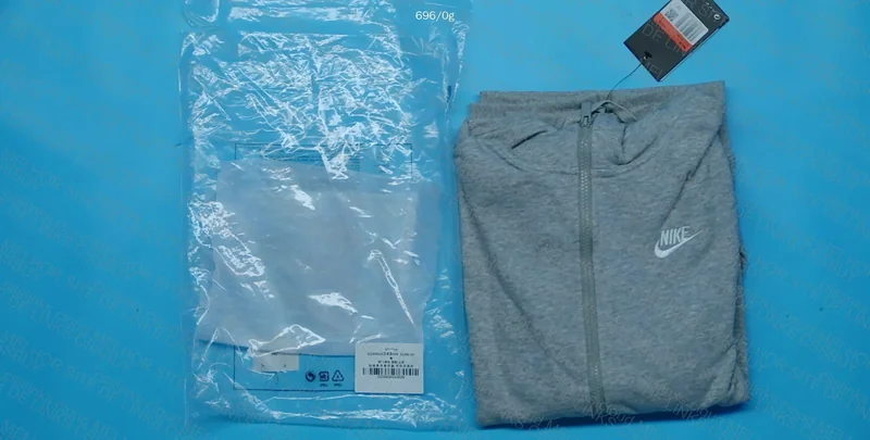 Nike Club Hoodie 3