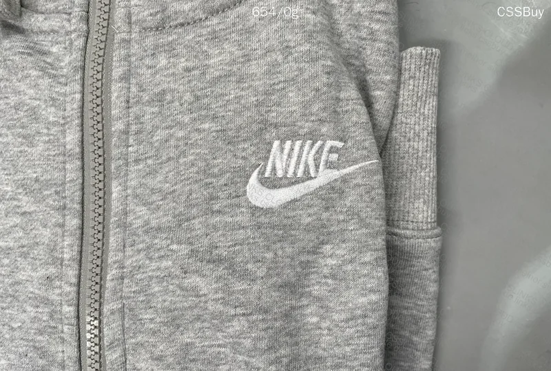Nike Club Hoodie 4