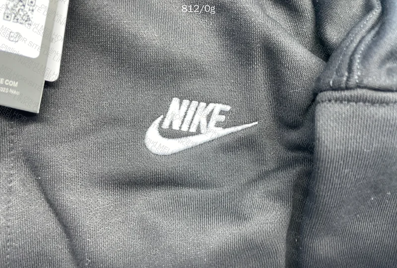 Nike Club Black Hoodie 4