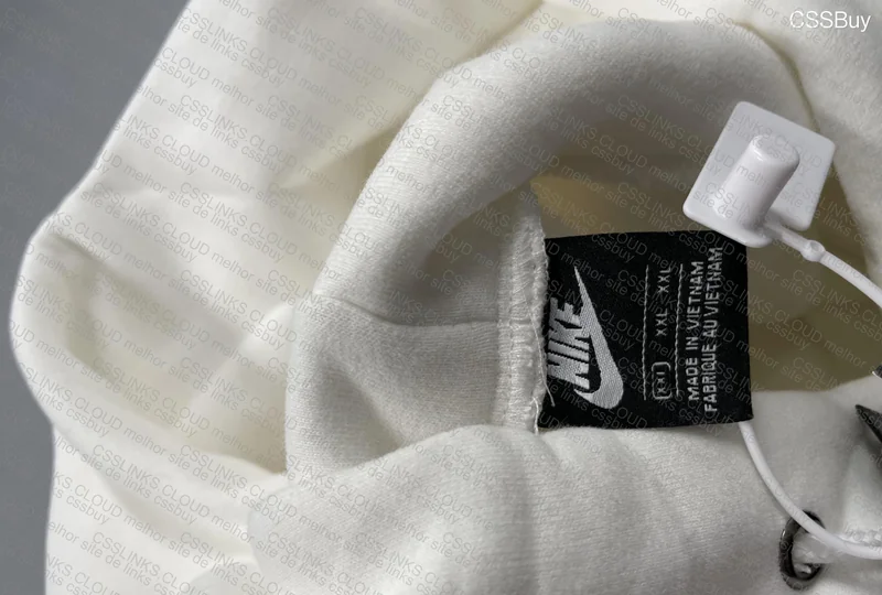 Nike Mini Swoosh Hoodie 3