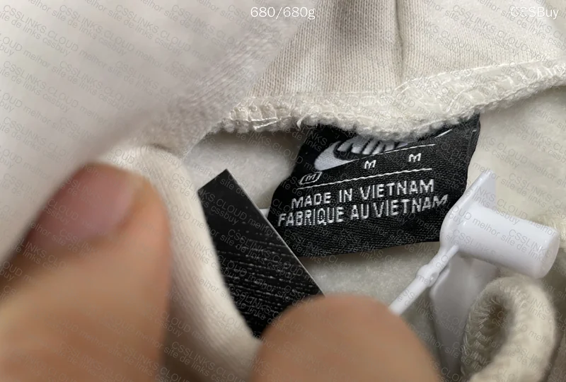 Nike Mini Swoosh Hoodie 3