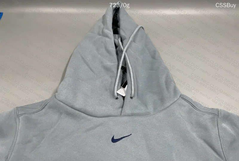 Nike Mini Swoosh Hoodie 2