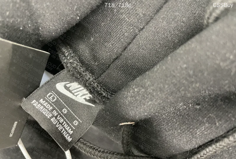 Nike Mini Swoosh Hoodie 3