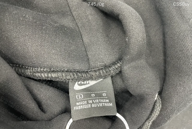 Nike Mini Swoosh Hoodie 3