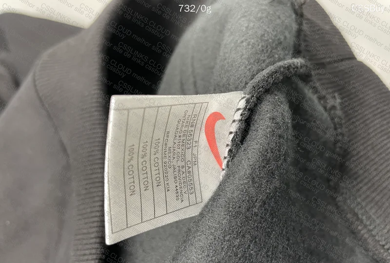 Nike Mini Swoosh Hoodie 5