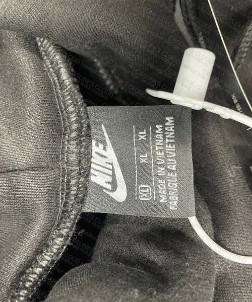 Nike Mini Swoosh Hoodie 3