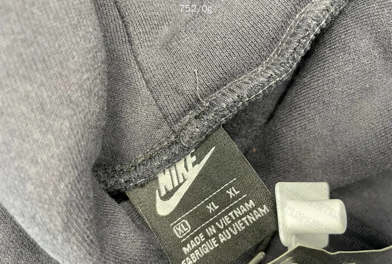 Nike Mini Swoosh Hoodie 3