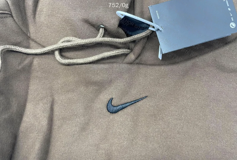 Nike Mini Swoosh Hoodie 4