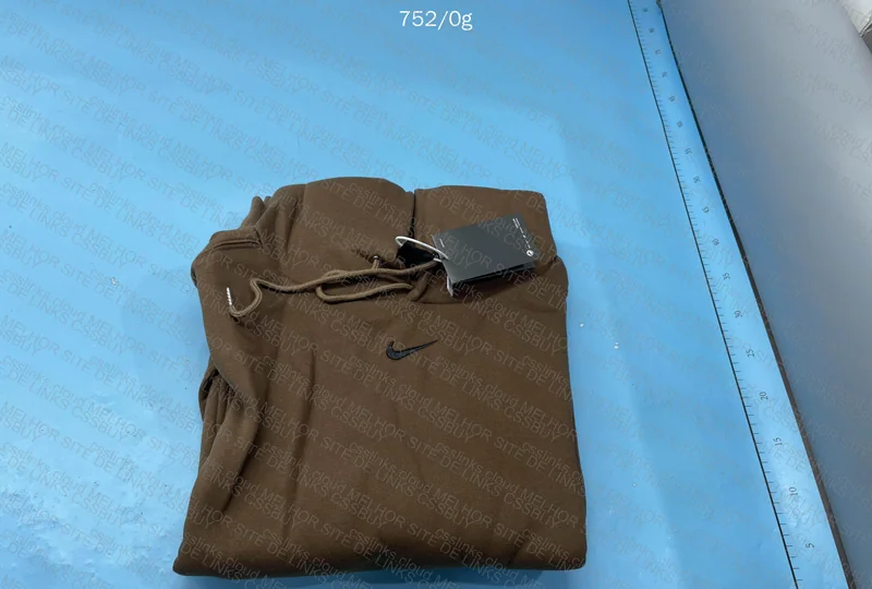 Nike Mini Swoosh Hoodie 6