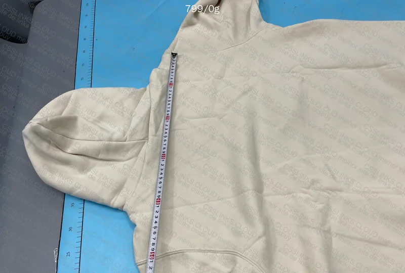 Nike Mini Swoosh Hoodie (with measurements) 9