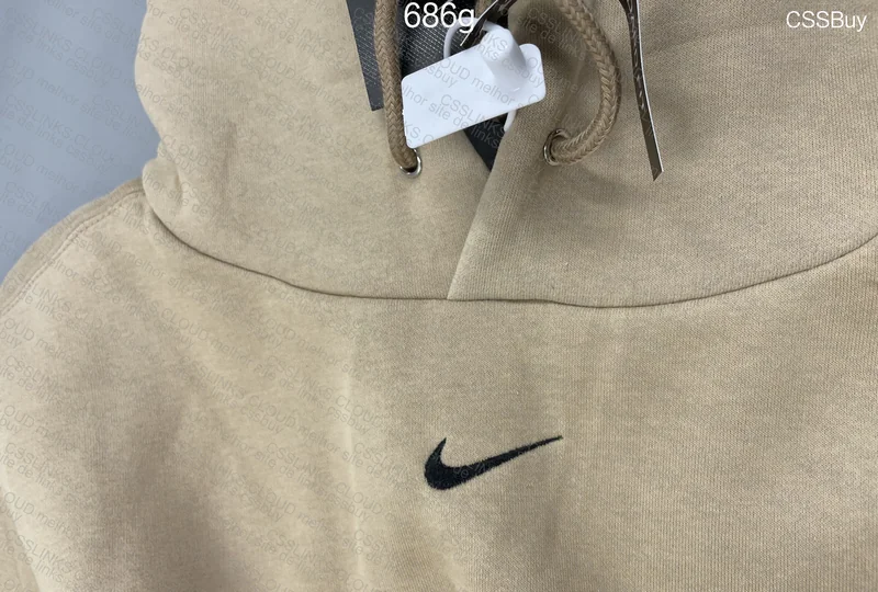 Nike Mini Swoosh Hoodie - Khaki 4