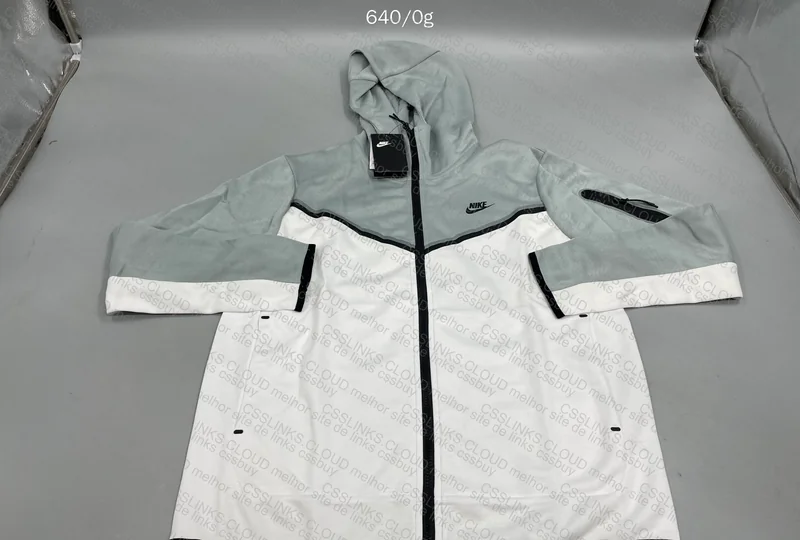 Nike Tech Fleece Hoodie 5
