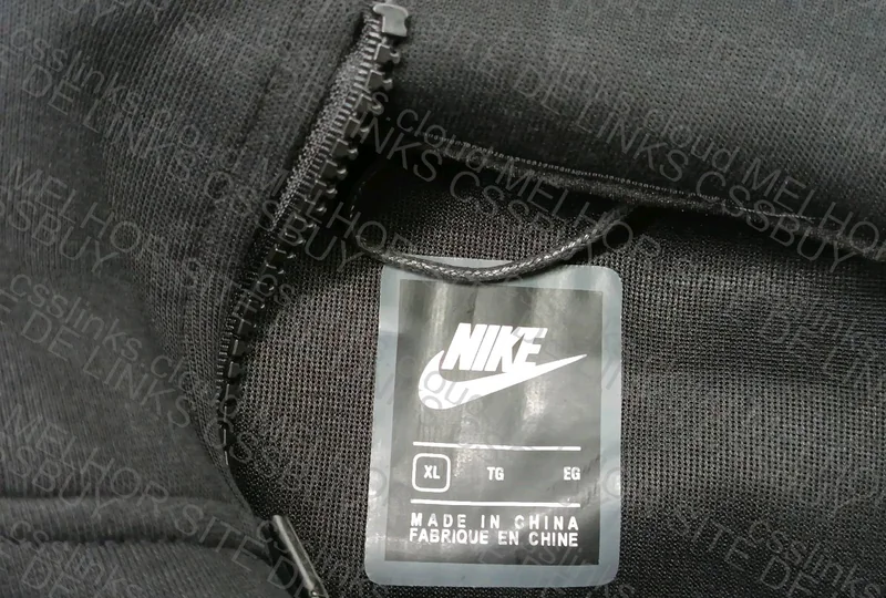 Nike Tech Fleece Hoodie 2