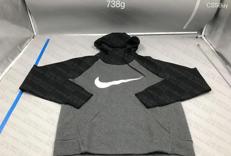 Nike Therma Hoodie 5