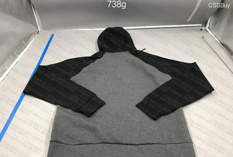 Nike Therma Hoodie 6