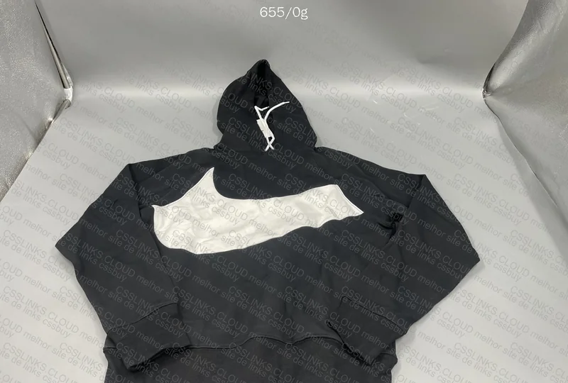 Nike TM Hoodie 3